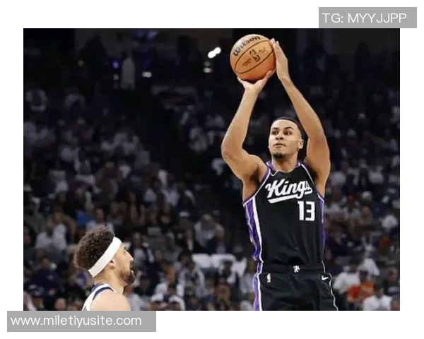 约维奇成为2022届新秀中第五位提前续约球员12号秀与状元最高可达5年287亿 约维奇成为2022届新秀中第五位提前续约球员12号秀与状元最高可达5年287亿