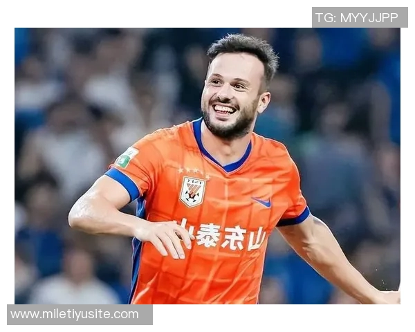 球队助教表示全员支持瓦科留队转会现象正常祝福瓦科未来发展